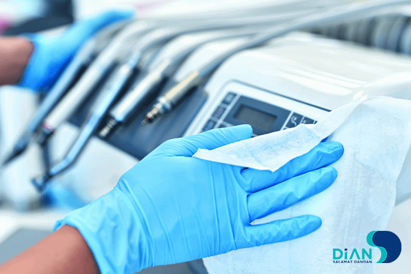 ضد عفونی کردن اتاق